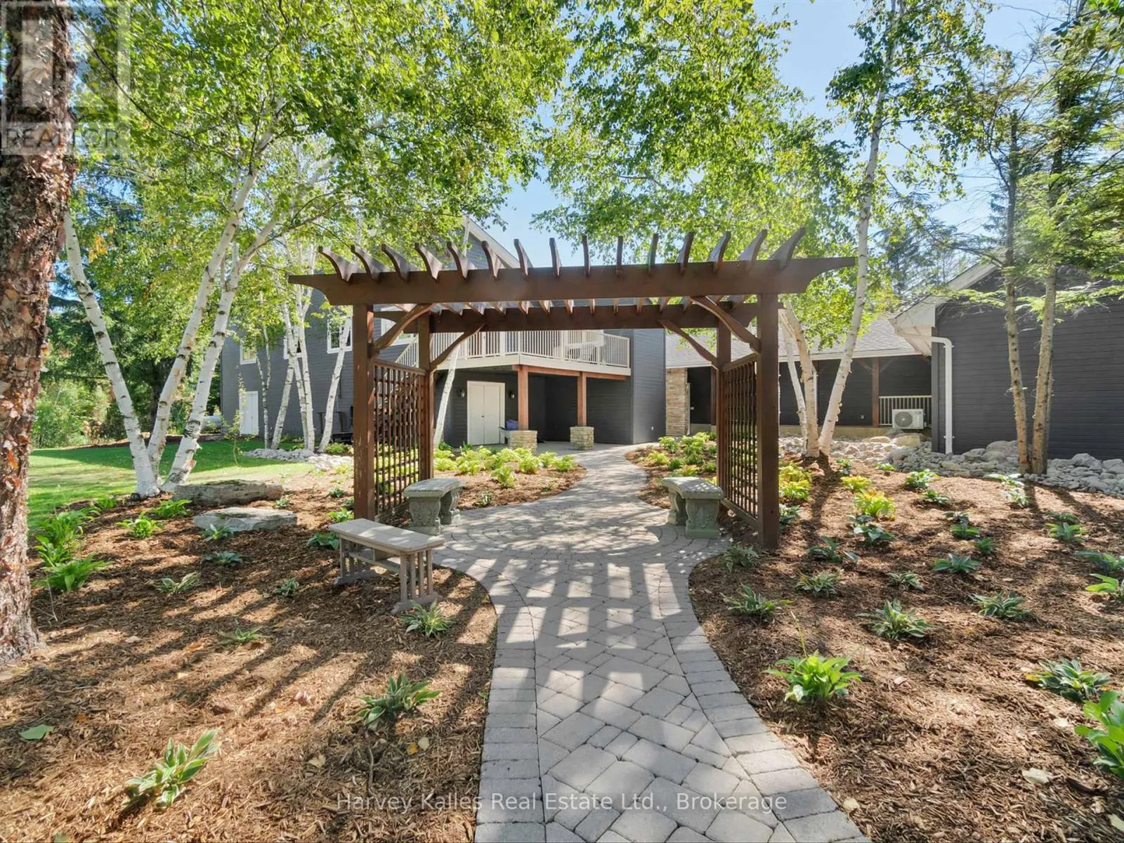 5 LEASIDE STREET