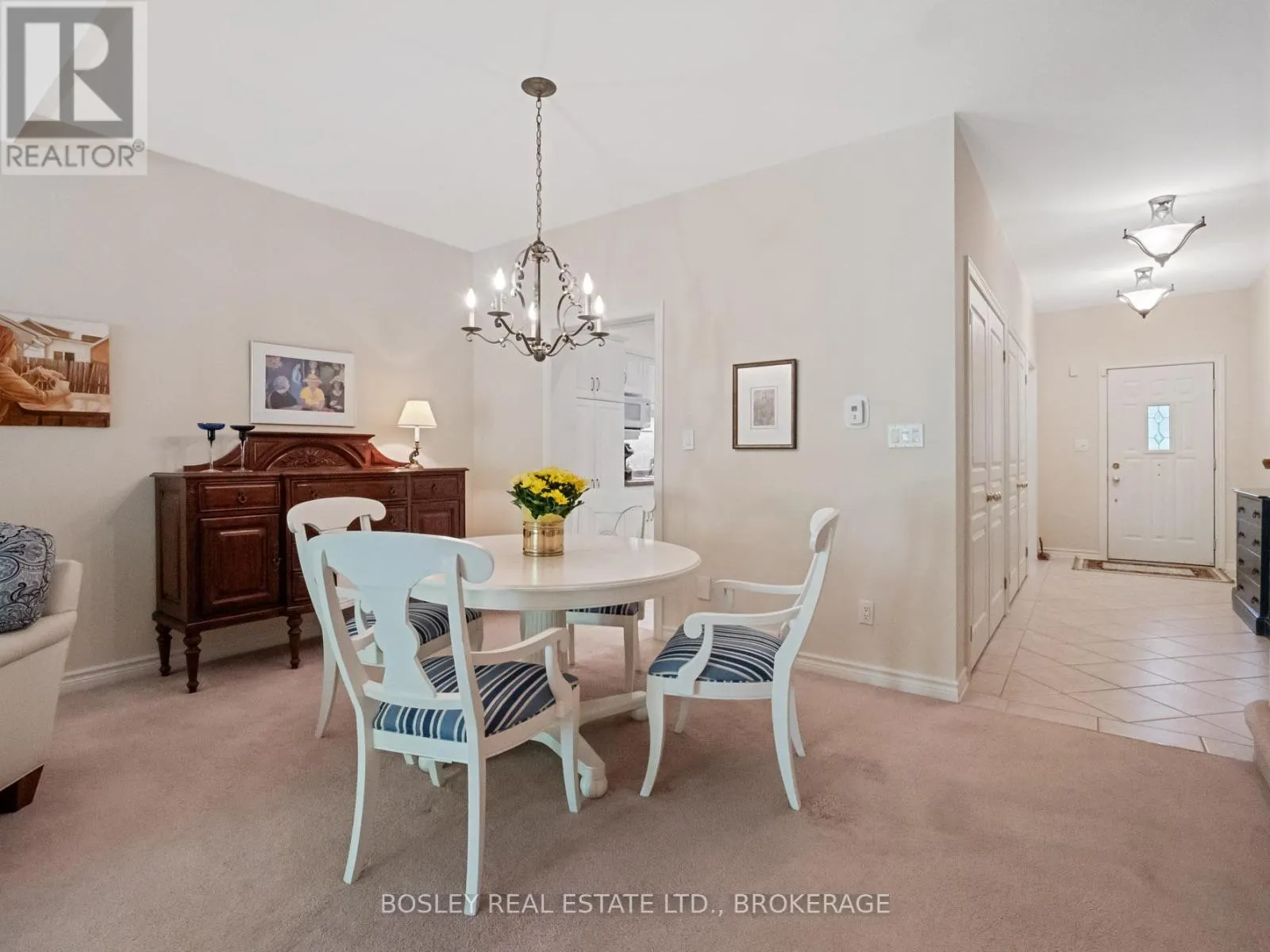 5 - 575 SIMCOE STREET, #5