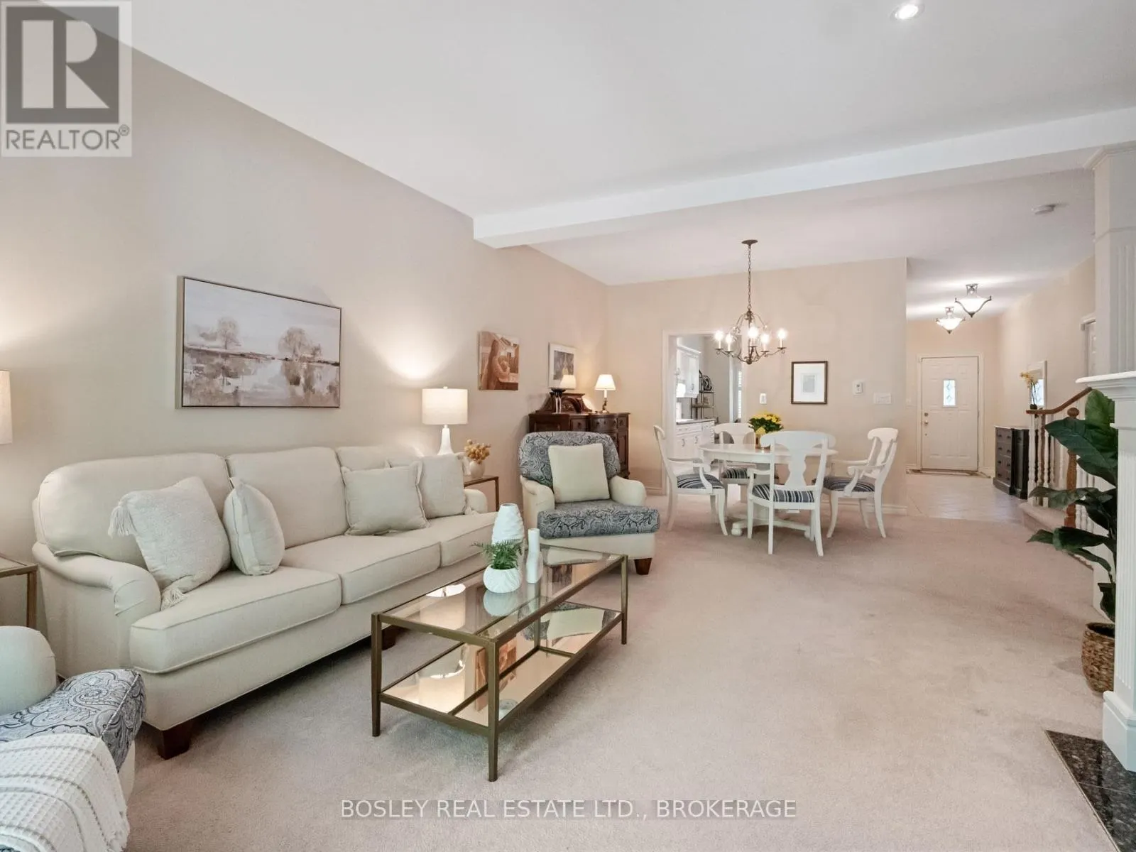 5 - 575 SIMCOE STREET, #5