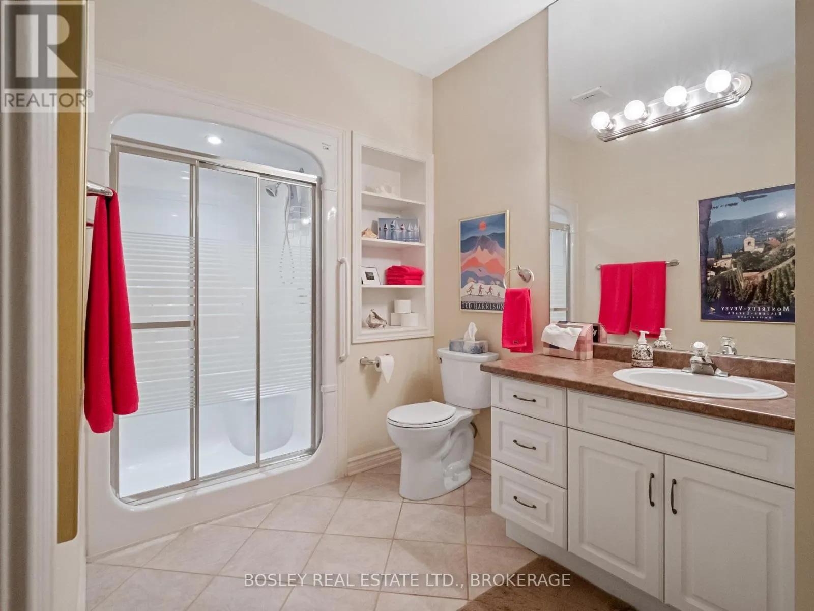 5 - 575 SIMCOE STREET, #5