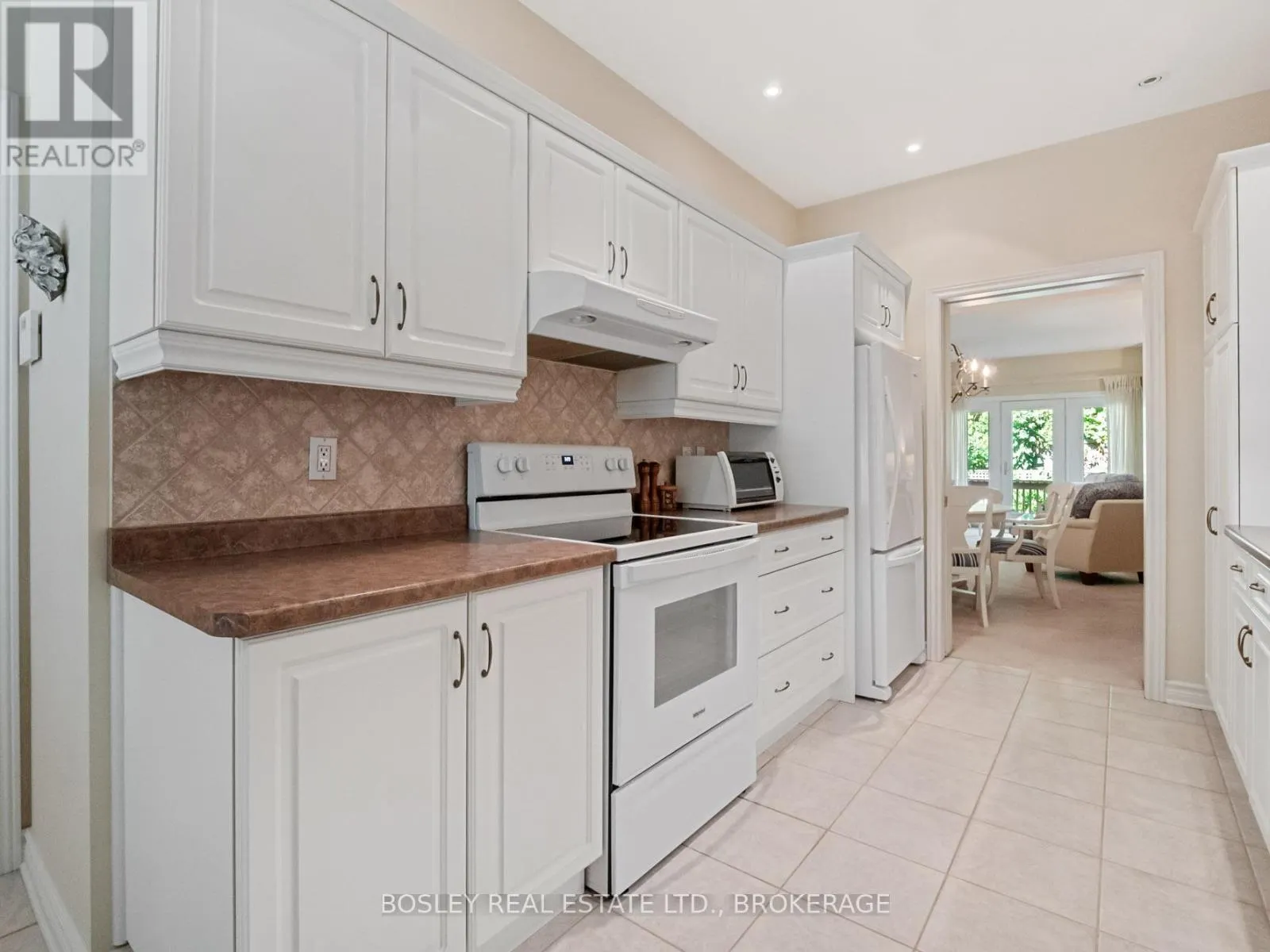 5 - 575 SIMCOE STREET, #5