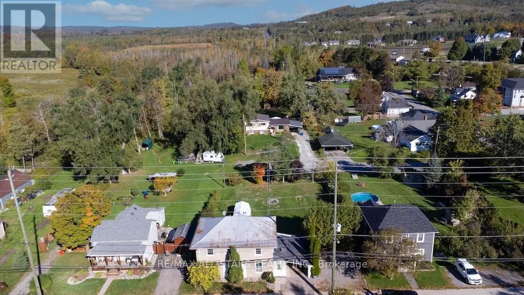 1463 HIGHWAY 7A