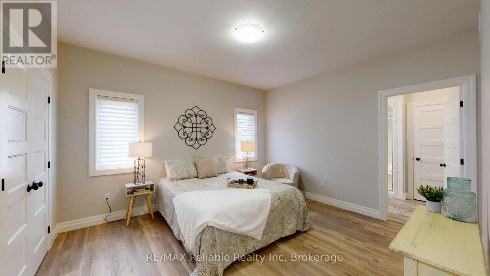7 THIMBLEWEED DRIVE