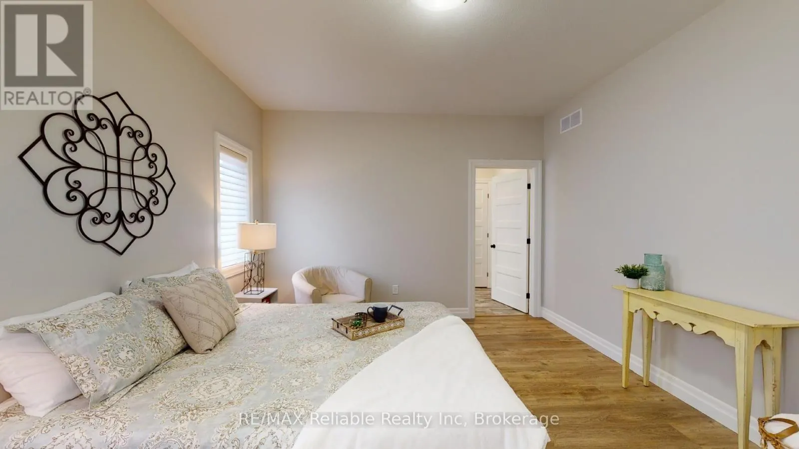 7 THIMBLEWEED DRIVE