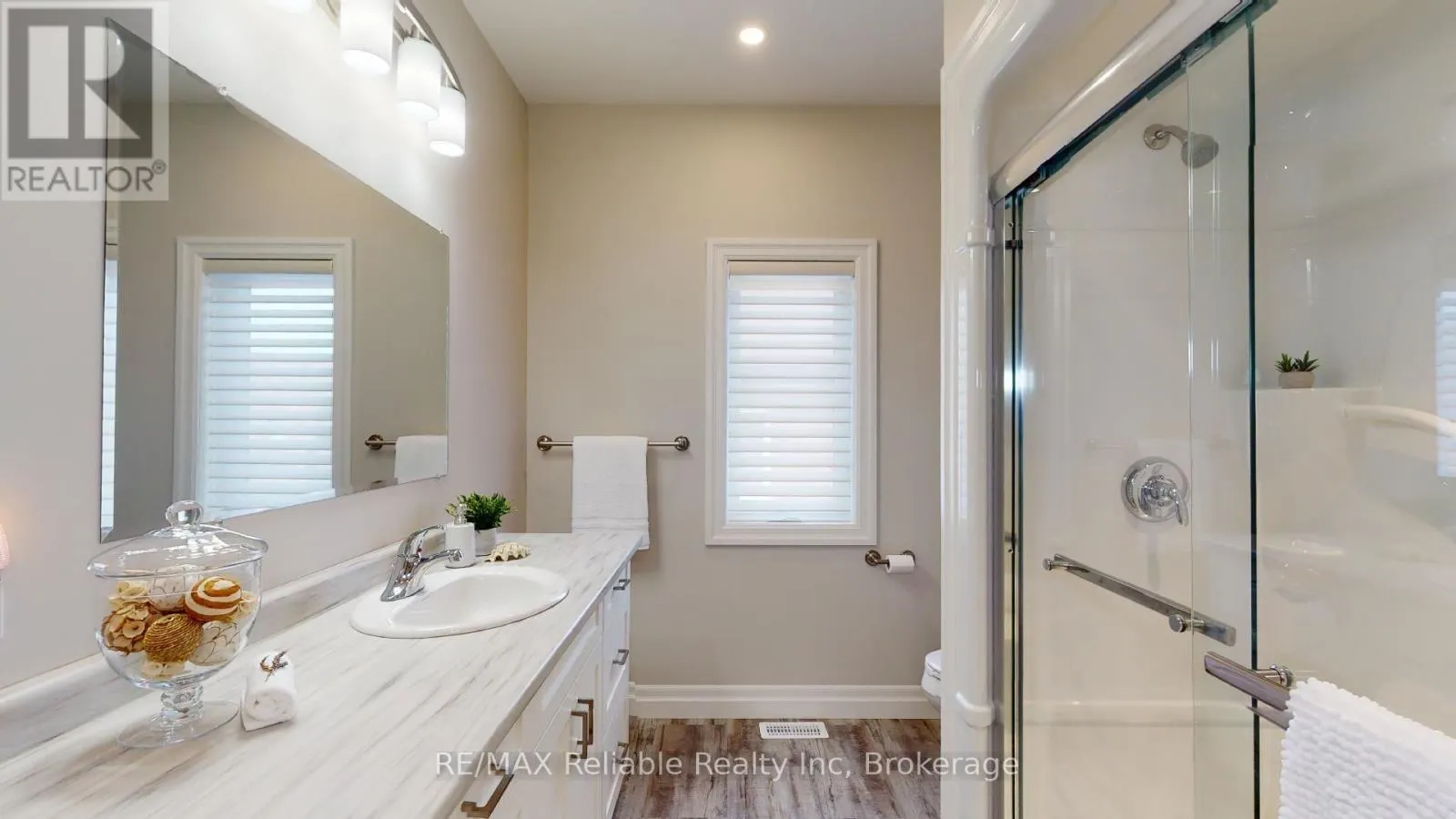 7 THIMBLEWEED DRIVE
