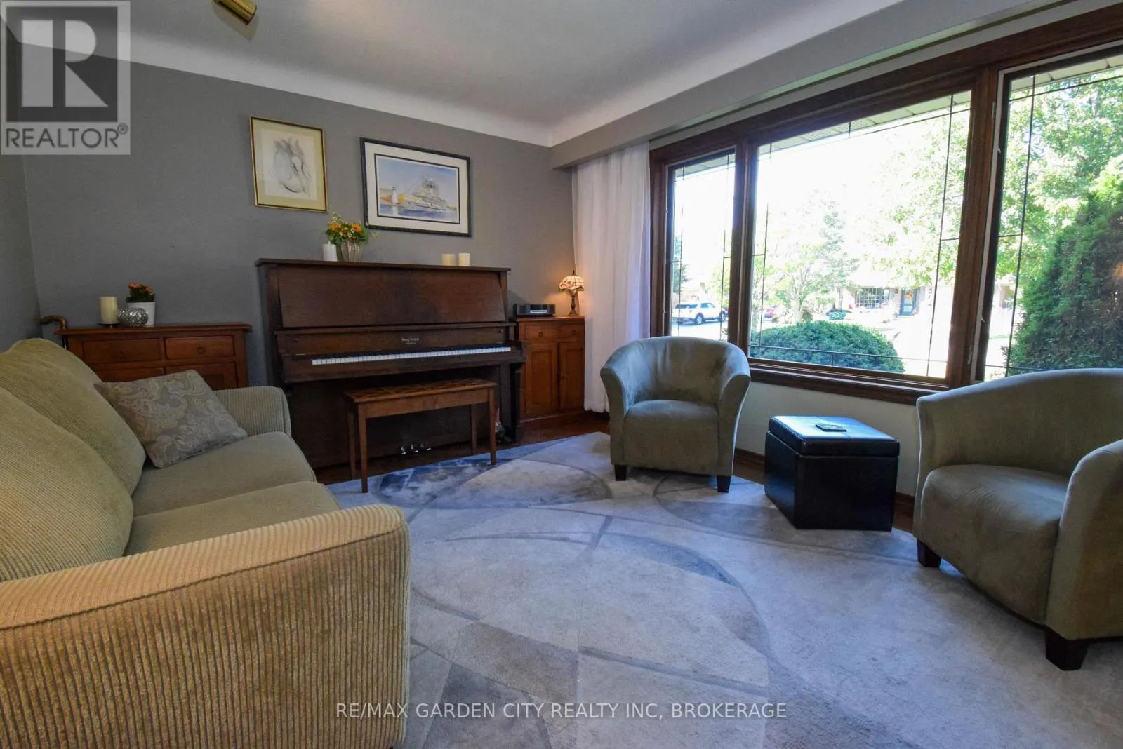 40 BELAIR DRIVE