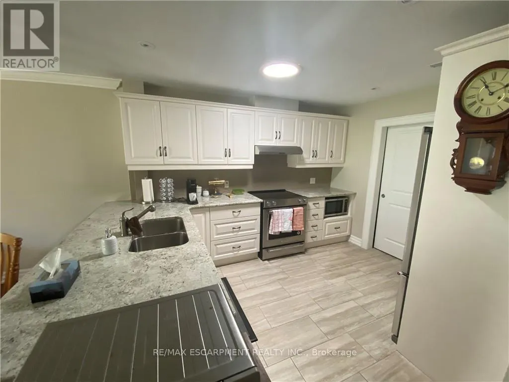 36 MCKENNA COURT