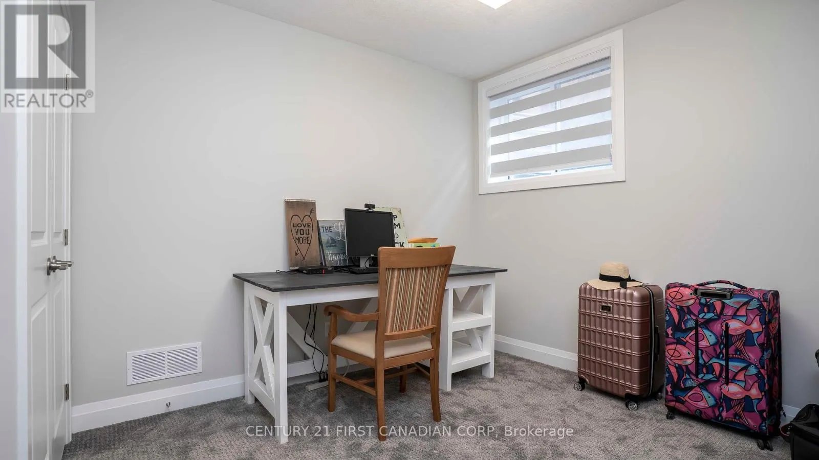 25 - 383 DAVENTRY WAY, #25
