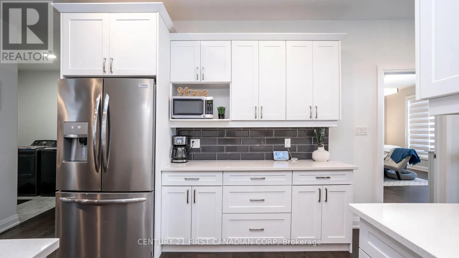25 - 383 DAVENTRY WAY, #25