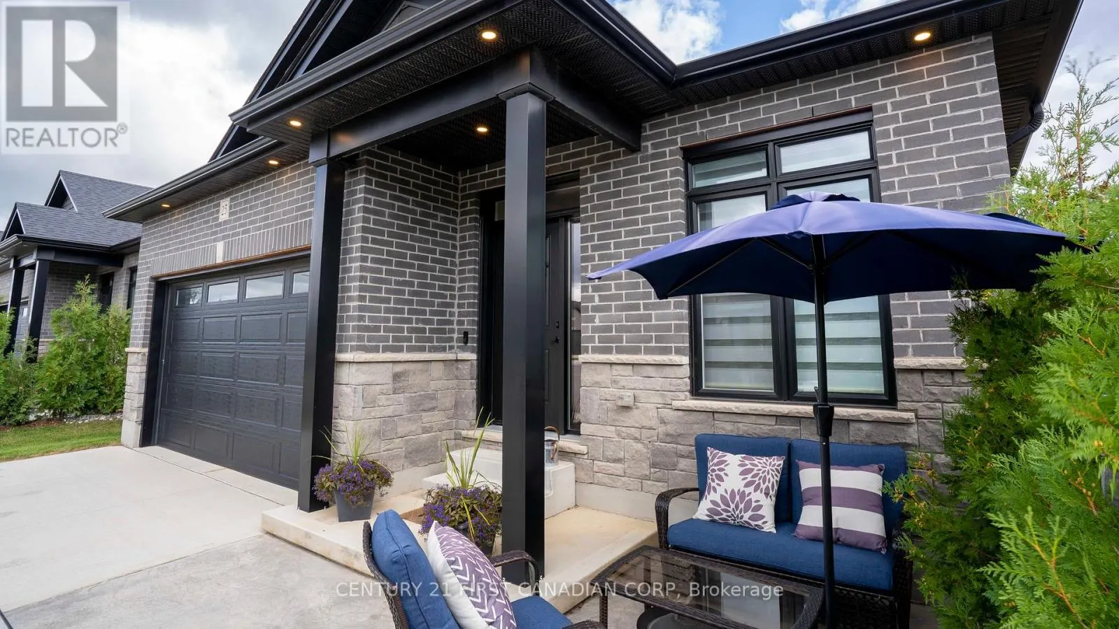 25 - 383 DAVENTRY WAY, #25