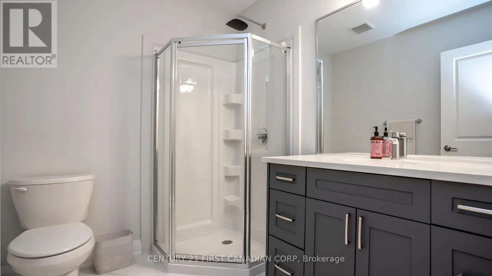 25 - 383 DAVENTRY WAY, #25