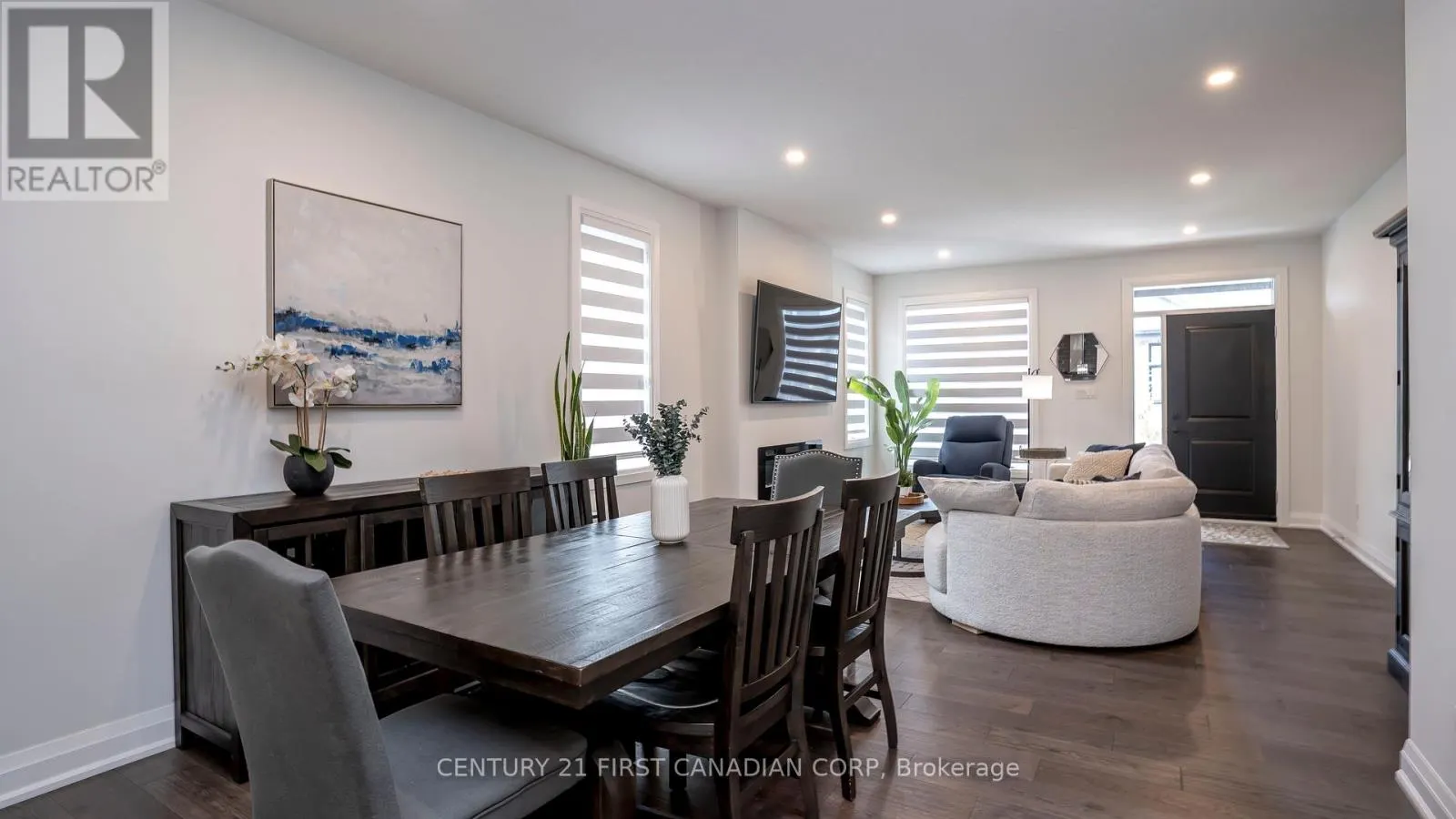 25 - 383 DAVENTRY WAY, #25