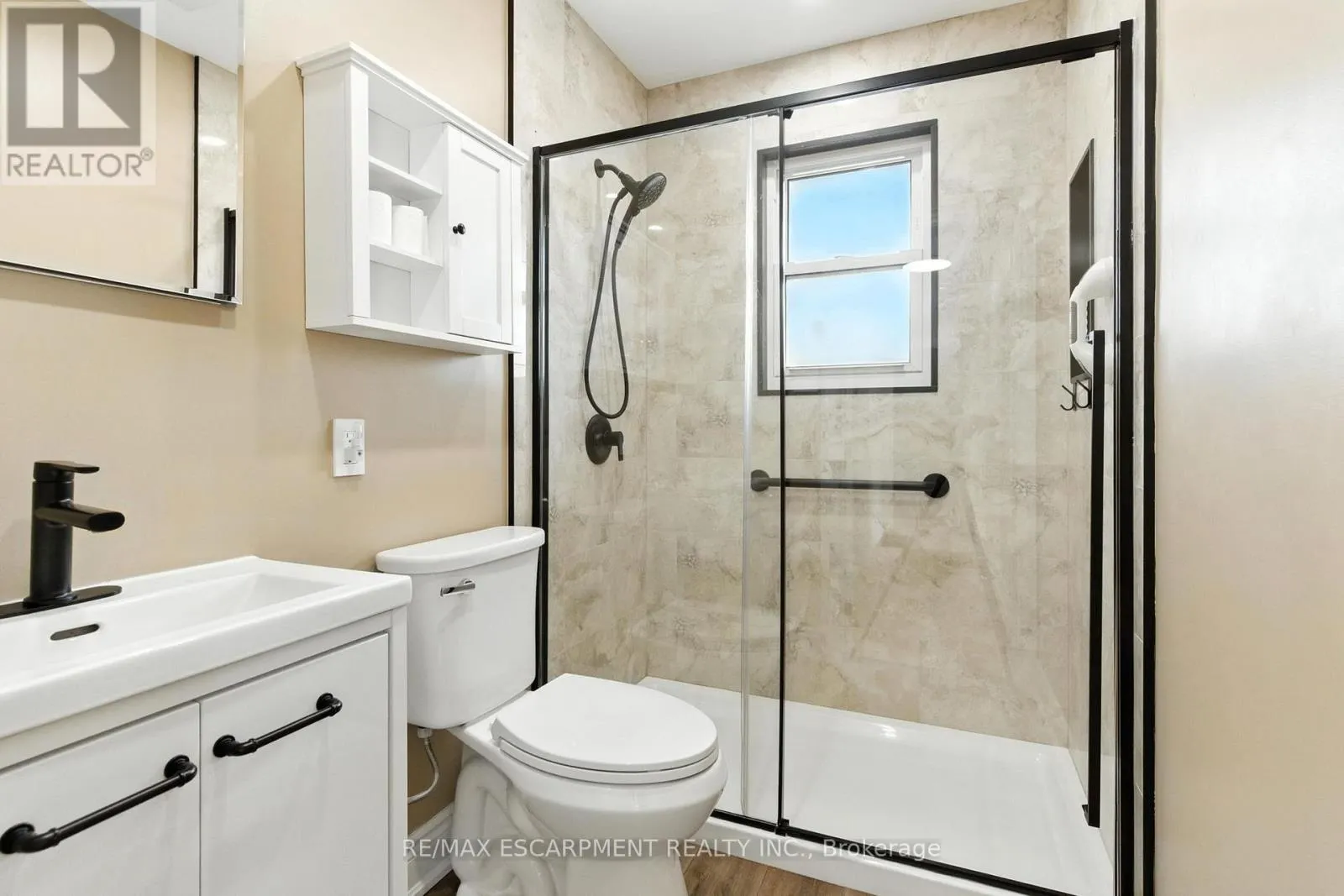 MAIN - 35 WILDEWOOD AVENUE