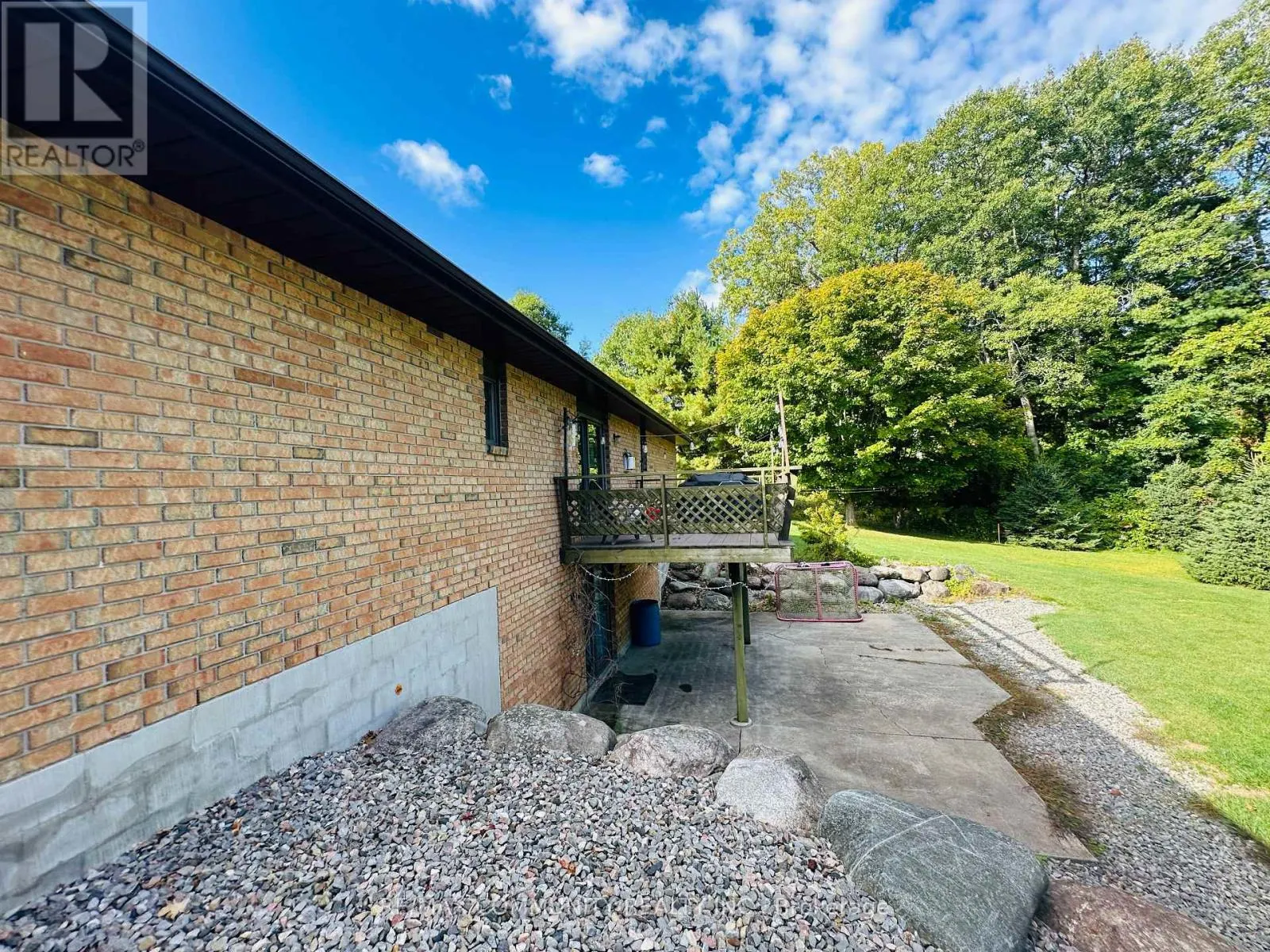 214 HELYER ROAD