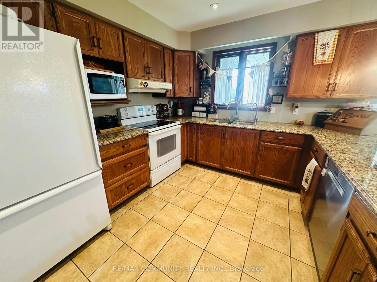 214 HELYER ROAD