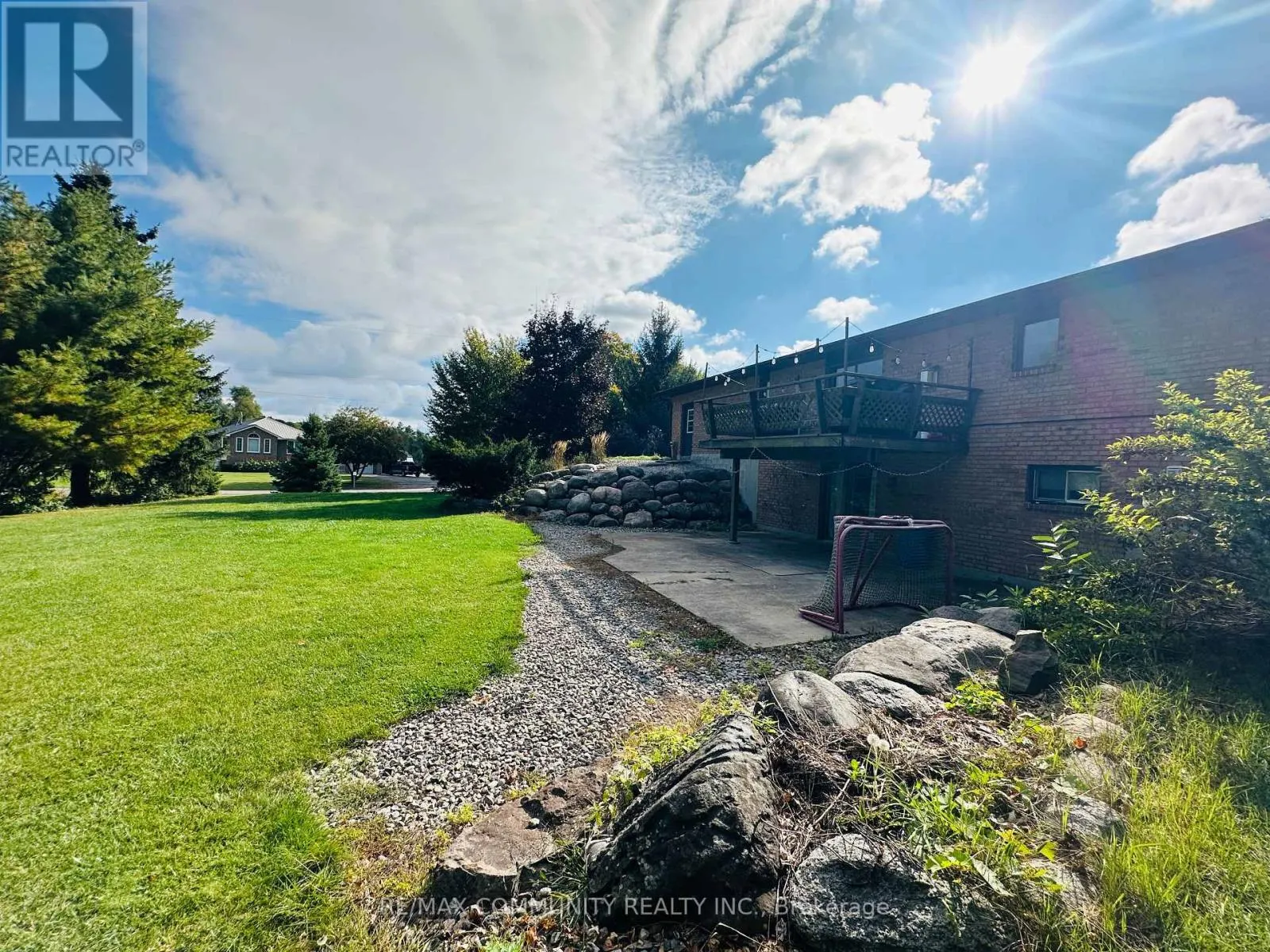 214 HELYER ROAD