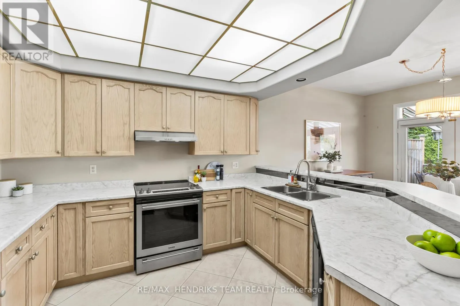 8 - 174 MARTINDALE ROAD, #8