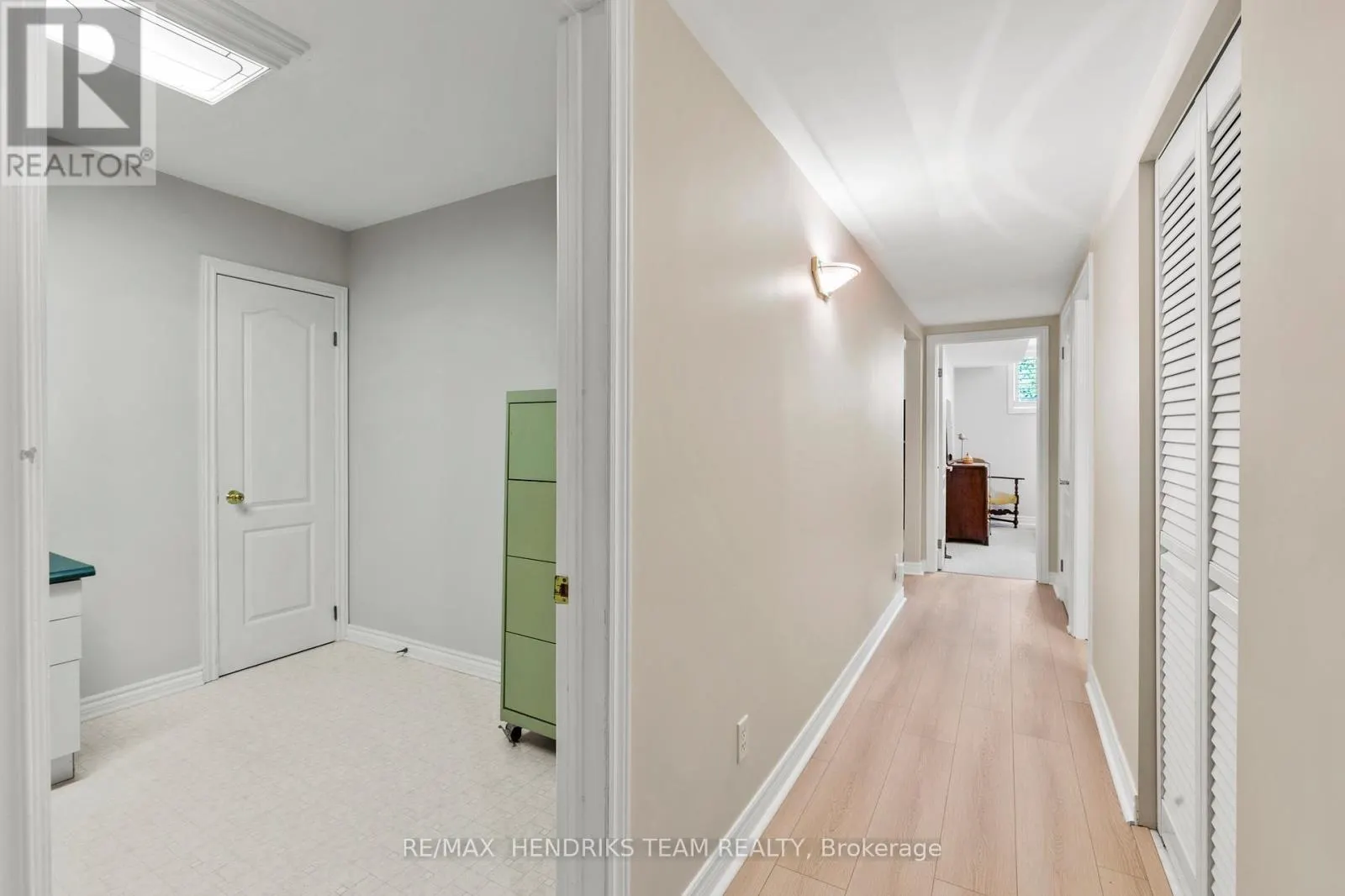 8 - 174 MARTINDALE ROAD, #8