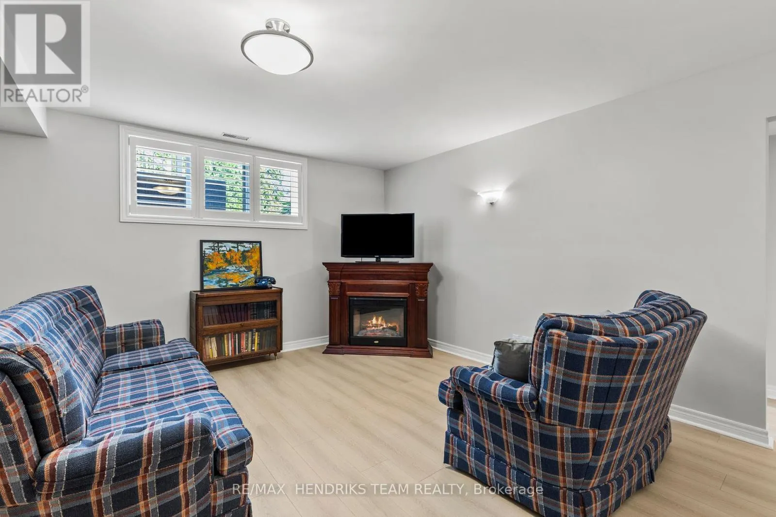 8 - 174 MARTINDALE ROAD, #8