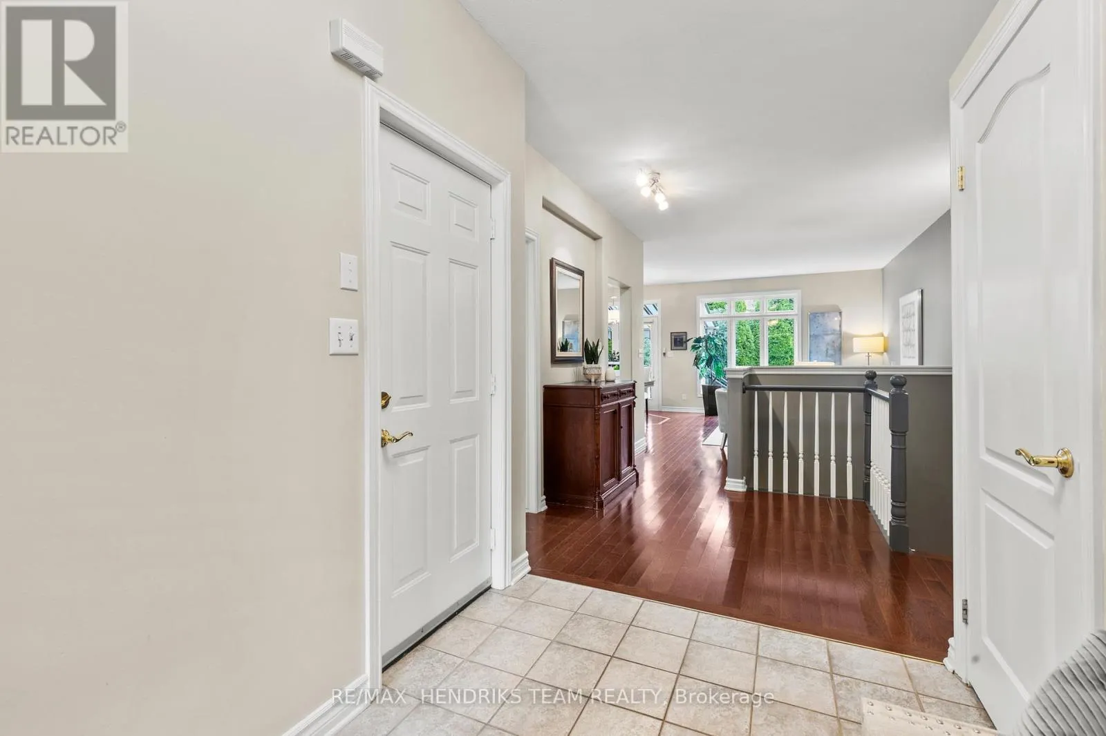 8 - 174 MARTINDALE ROAD, #8