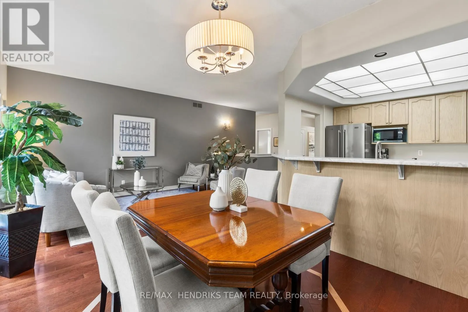 8 - 174 MARTINDALE ROAD, #8