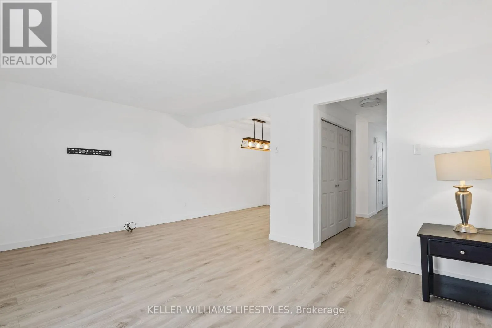 26 - 166 SOUTHDALE ROAD W, #26