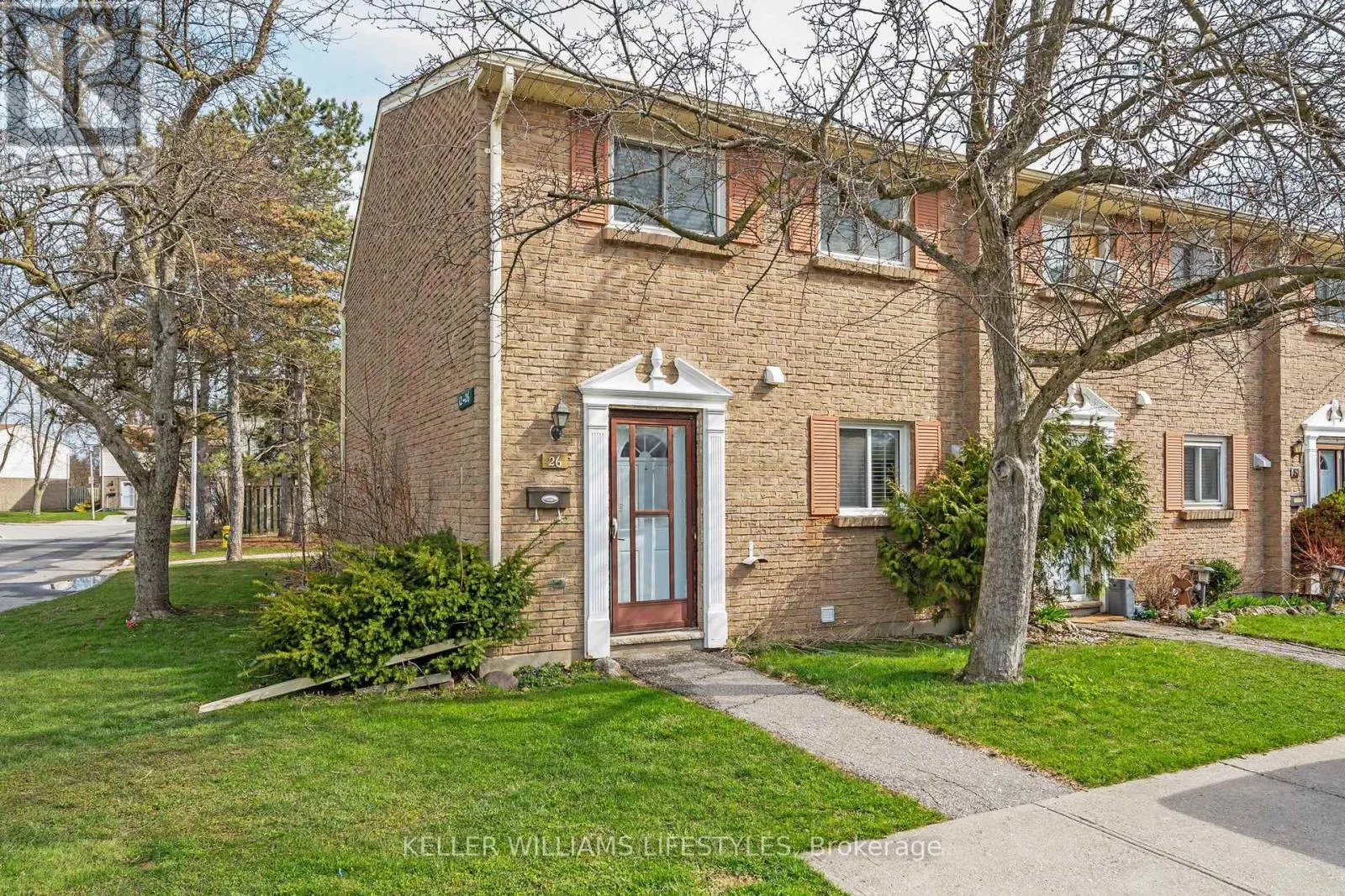 26 - 166 SOUTHDALE ROAD W, #26