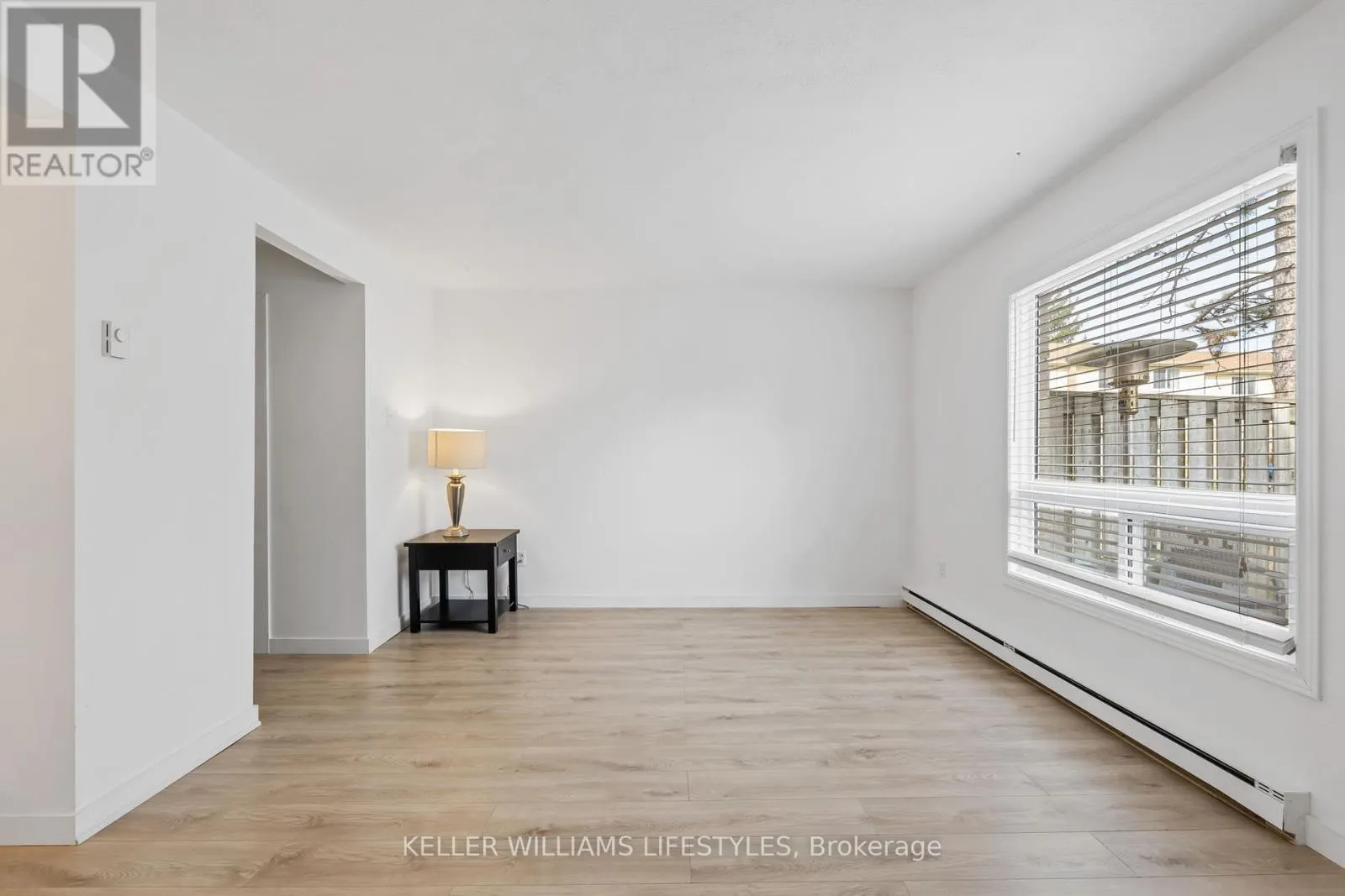 26 - 166 SOUTHDALE ROAD W, #26