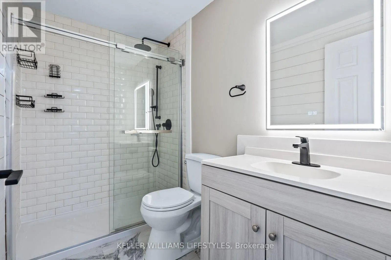 26 - 166 SOUTHDALE ROAD W, #26