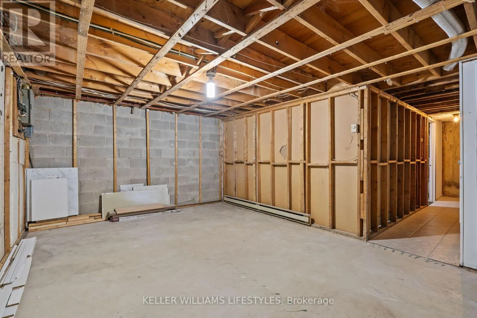 26 - 166 SOUTHDALE ROAD W, #26