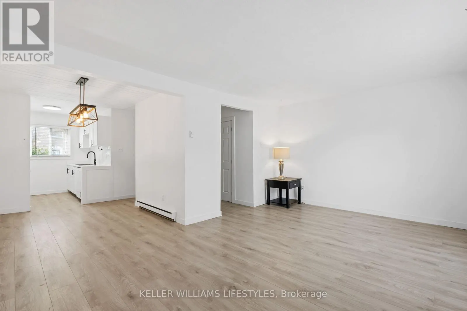 26 - 166 SOUTHDALE ROAD W, #26