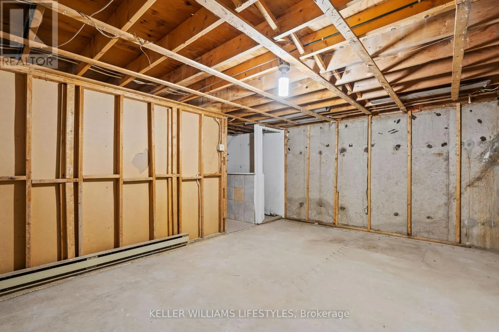26 - 166 SOUTHDALE ROAD W, #26