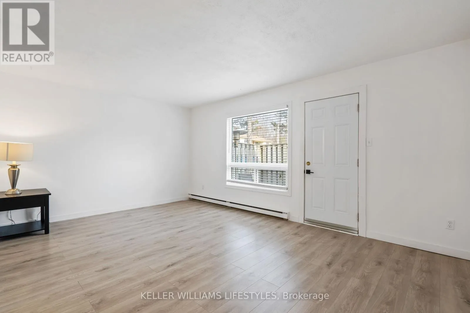 26 - 166 SOUTHDALE ROAD W, #26
