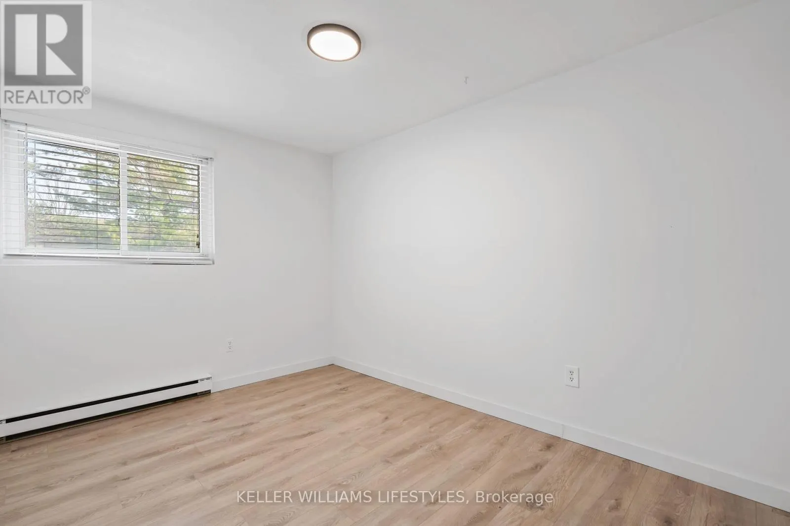 26 - 166 SOUTHDALE ROAD W, #26