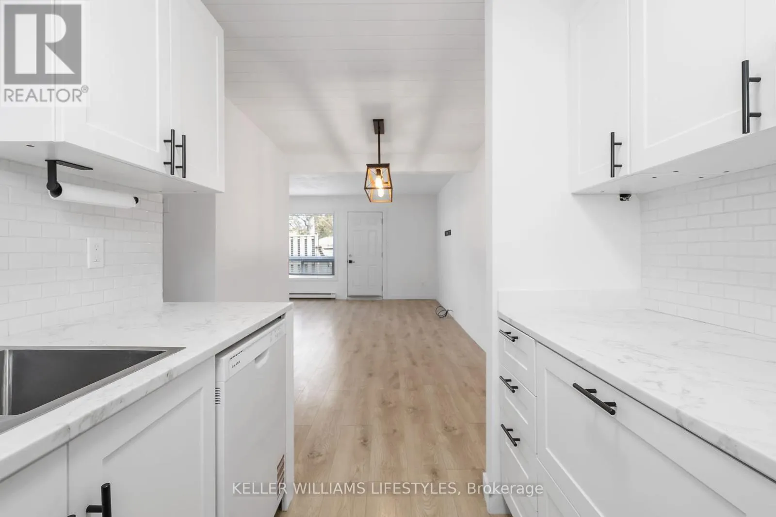 26 - 166 SOUTHDALE ROAD W, #26