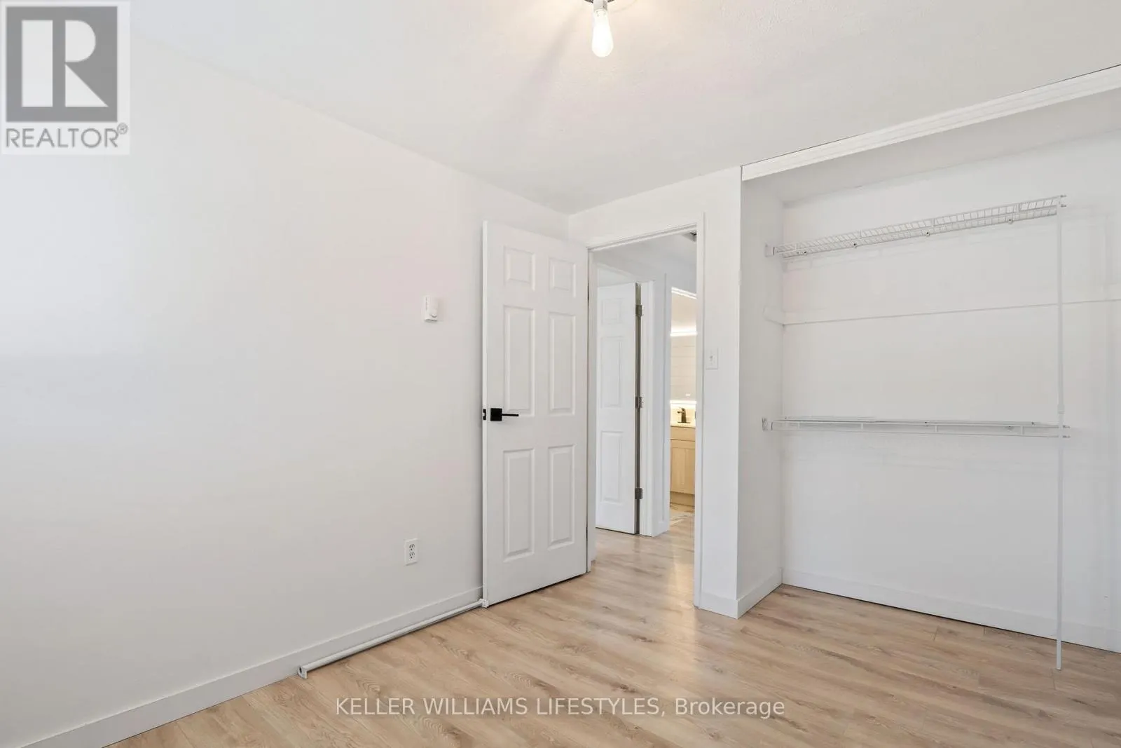 26 - 166 SOUTHDALE ROAD W, #26