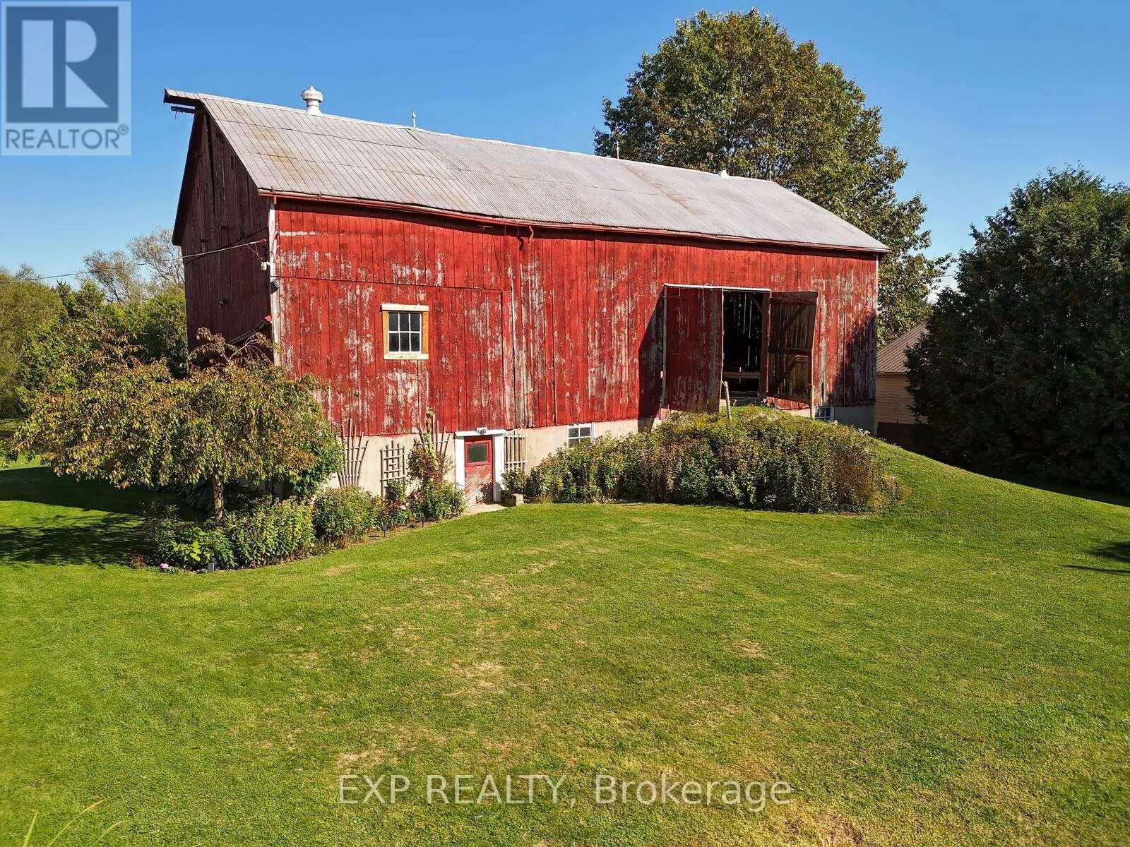 5558 COBBLE HILL ROAD