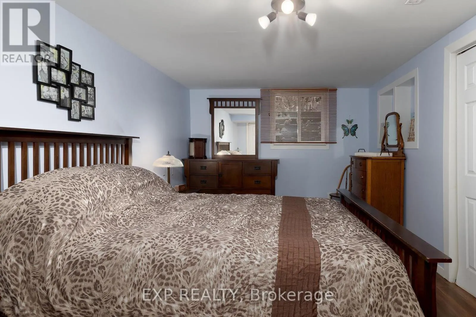 5558 COBBLE HILL ROAD