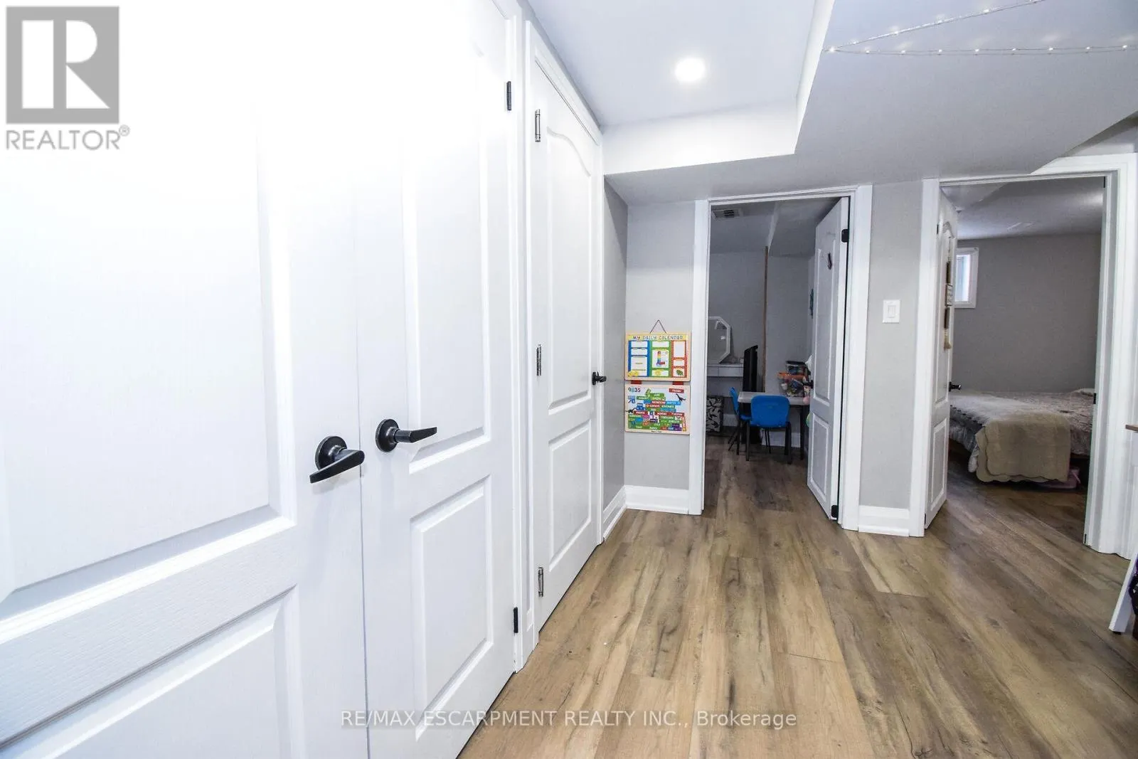 176 EAST 43RD STREET