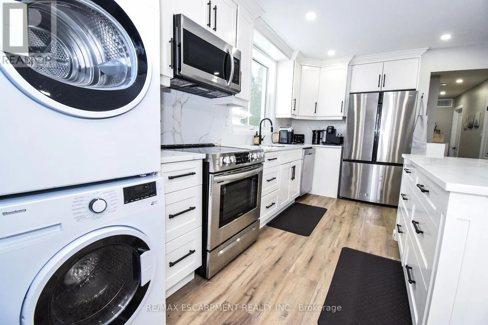 176 EAST 43RD STREET