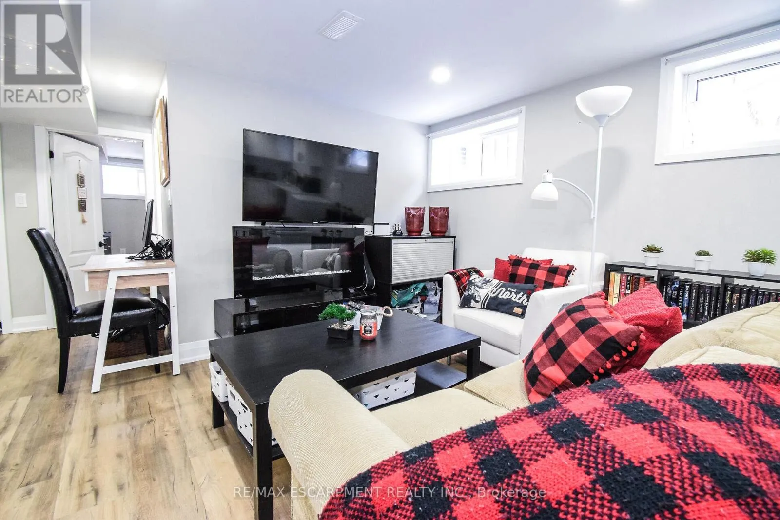 176 EAST 43RD STREET