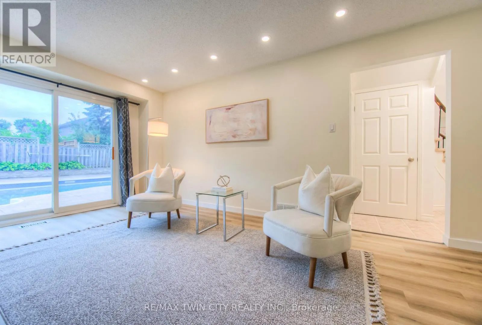243 HIGHVIEW DRIVE