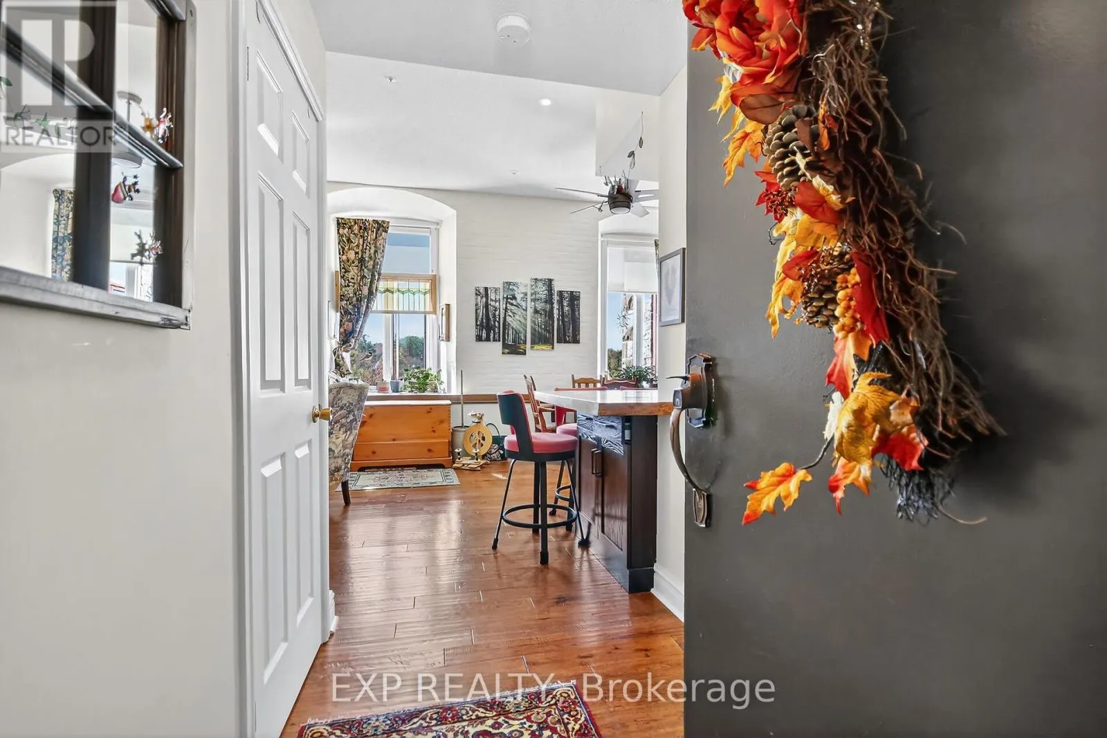 408 - 1 ROSAMOND STREET E