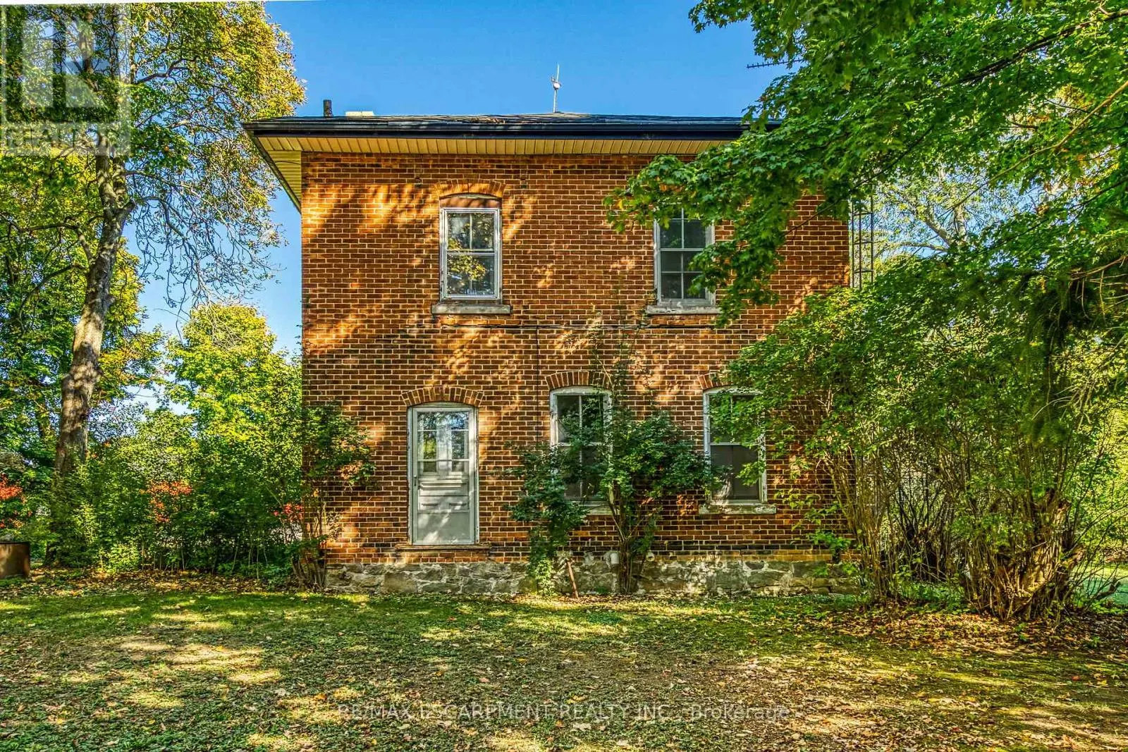 534 HALDIMAND ROAD 32