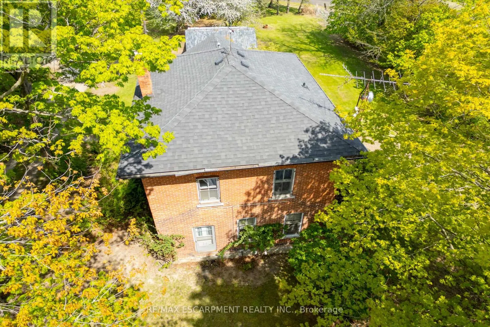 534 HALDIMAND ROAD 32