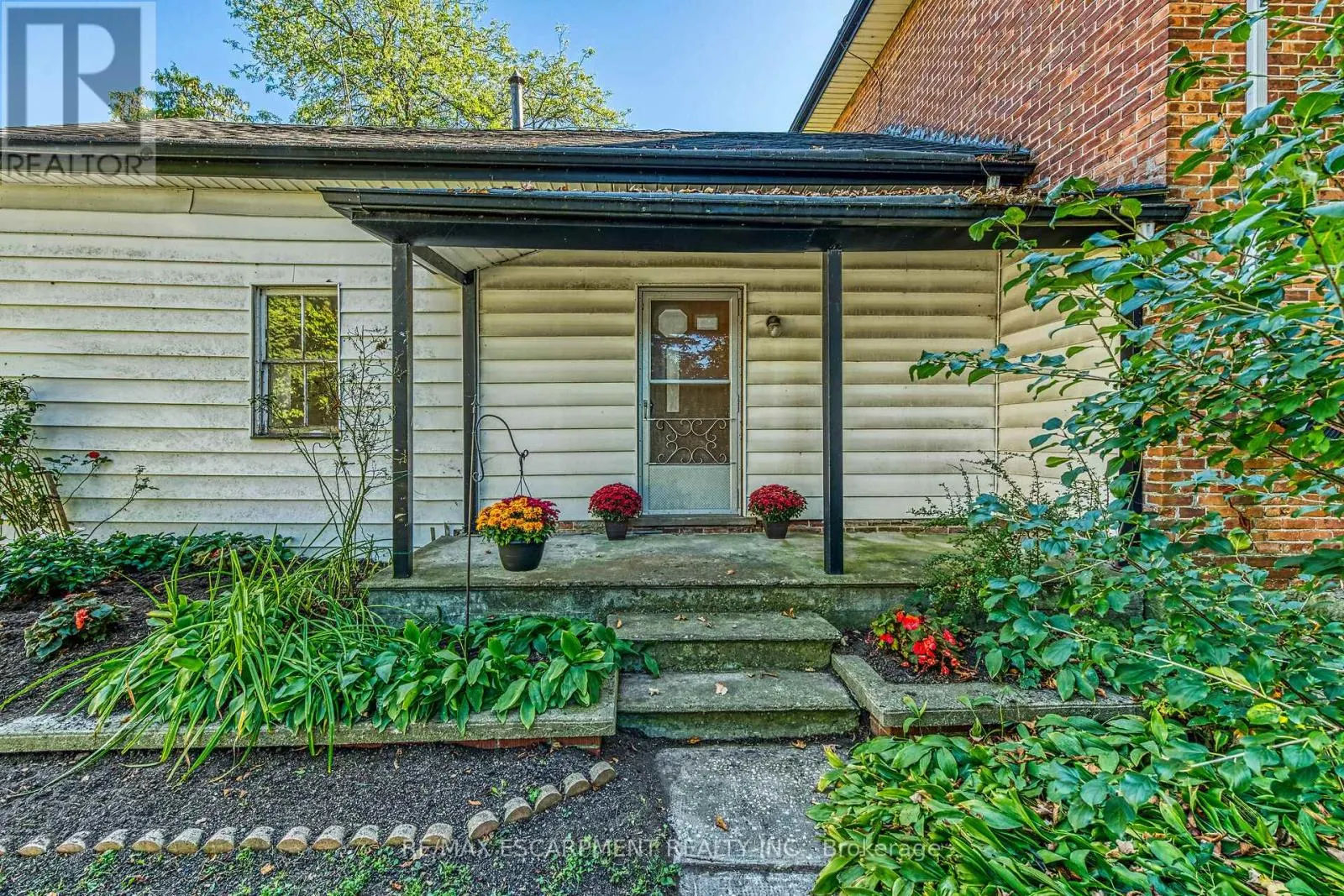 534 HALDIMAND ROAD 32