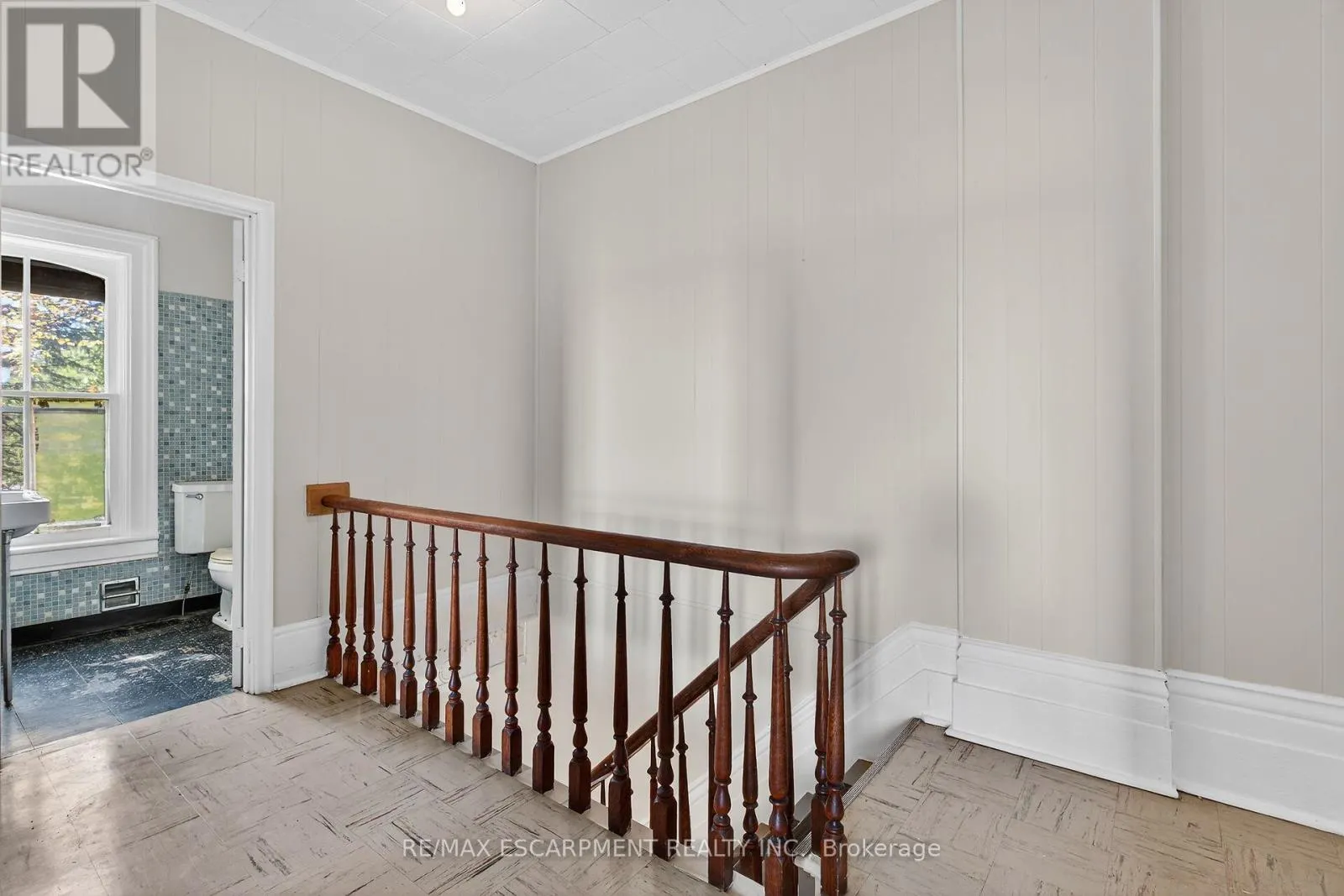 534 HALDIMAND ROAD 32