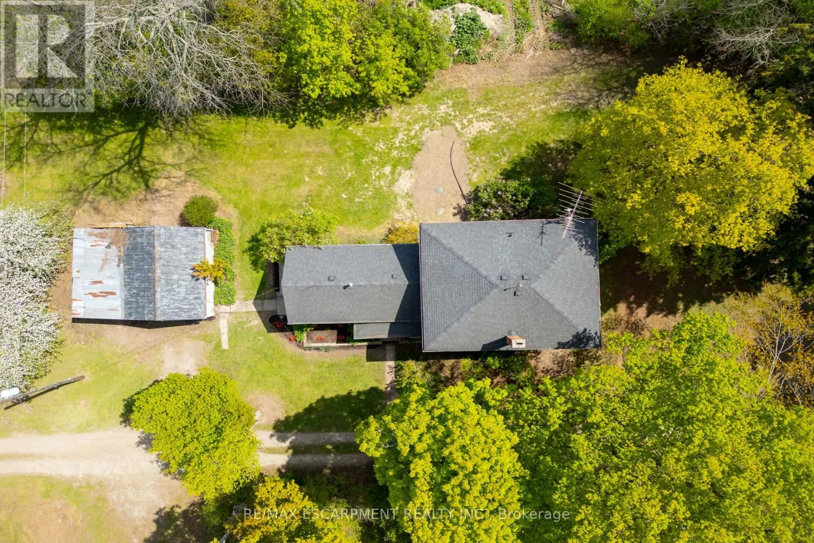 534 HALDIMAND ROAD 32