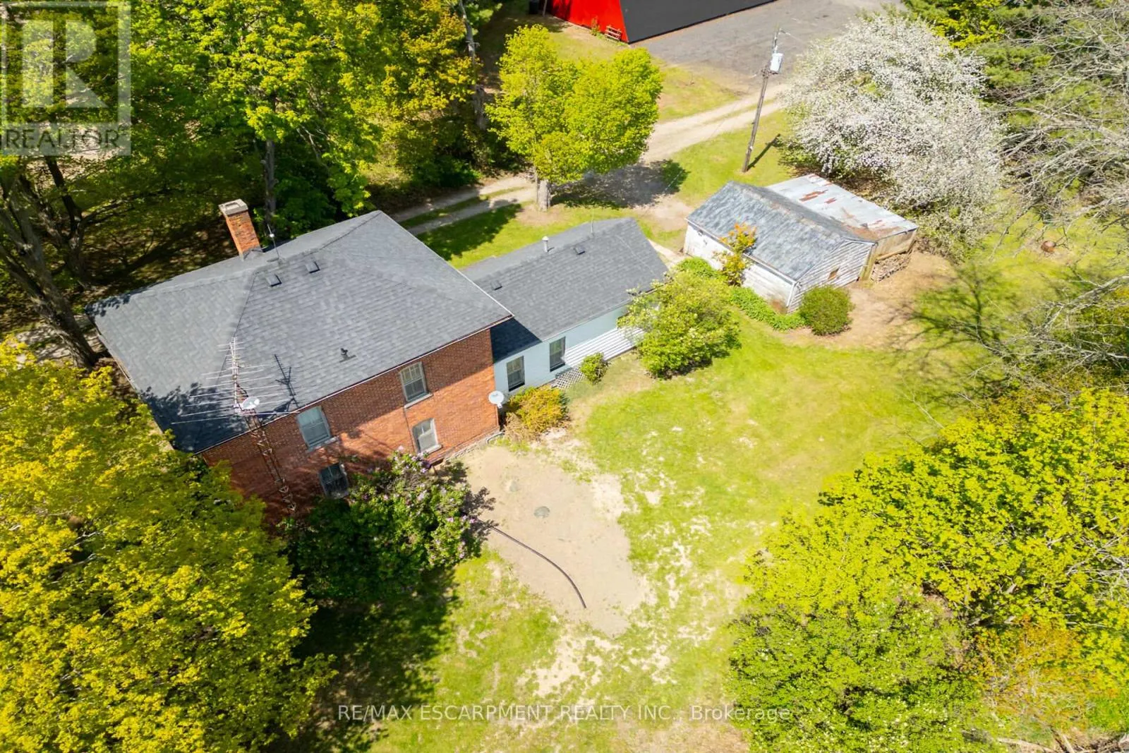 534 HALDIMAND ROAD 32