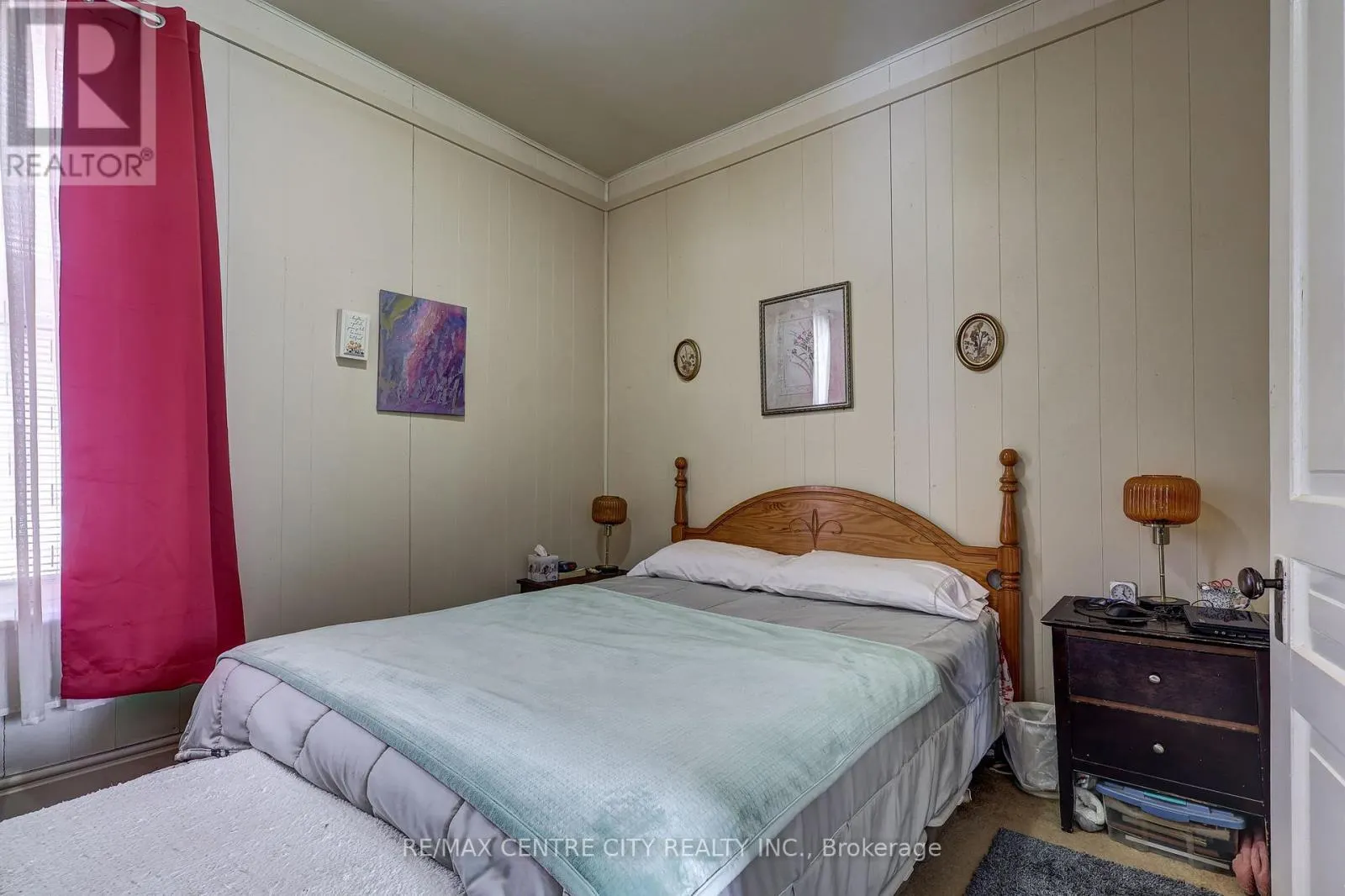 16 WOODWORTH AVENUE